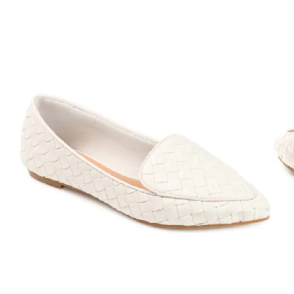 Journee Collection Tru Comfort Foam Misty Flat / Size 6.5 / White